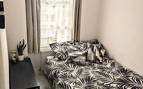 2 Bed Flat In The Heart Of Marylebone